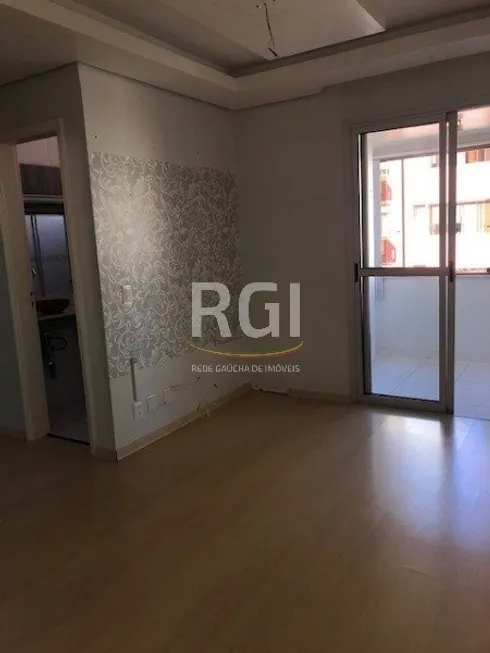 Foto 1 de Apartamento com 1 Quarto à venda, 43m² em Humaitá, Porto Alegre