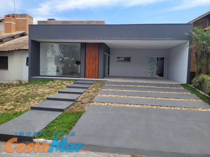 Foto 1 de Casa com 3 Quartos à venda, 180m² em , Tramandaí