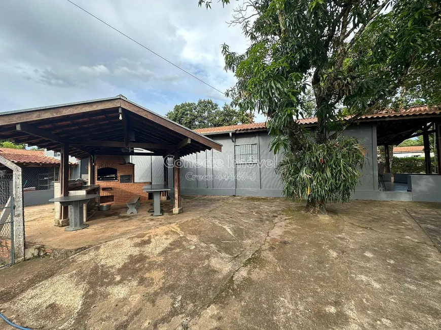 Foto 1 de Fazenda/Sítio com 3 Quartos à venda, 120m² em Santo Antonio, Holambra