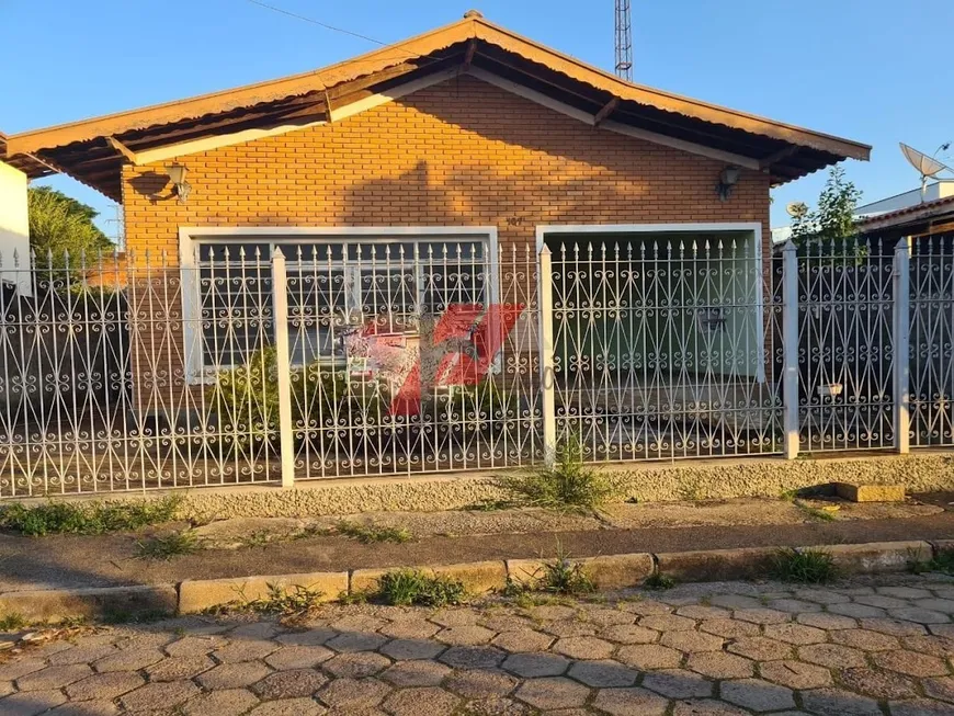 Foto 1 de Casa com 2 Quartos à venda, 135m² em Centro, Vinhedo