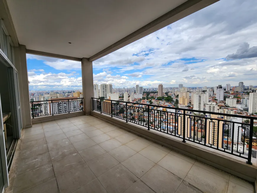 Foto 1 de Apartamento com 4 Quartos à venda, 250m² em Aclimação, São Paulo