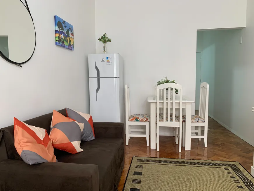 Foto 1 de Apartamento com 1 Quarto para alugar, 30m² em Copacabana, Rio de Janeiro