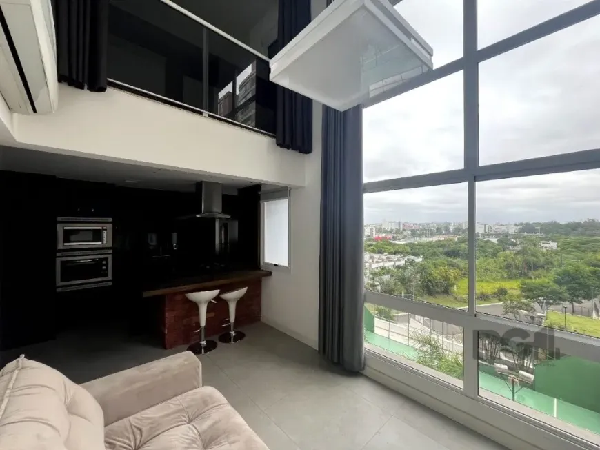 Foto 1 de Apartamento com 1 Quarto à venda, 64m² em Jardim do Salso, Porto Alegre