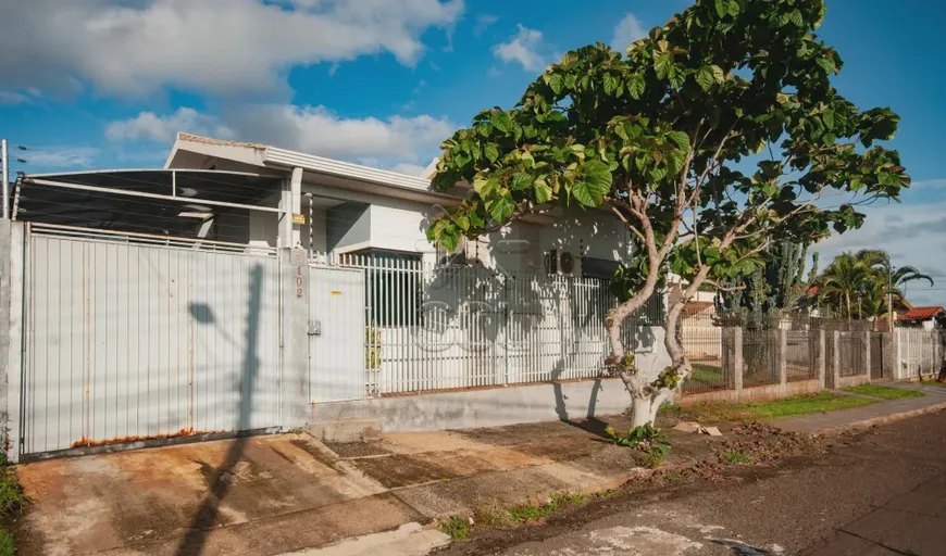 Foto 1 de Casa com 2 Quartos à venda, 55m² em Centro, Foz do Iguaçu