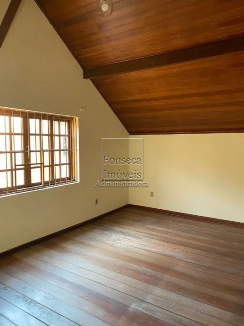 Foto 1 de Casa com 5 Quartos à venda, 140m² em Alto da Serra, Petrópolis