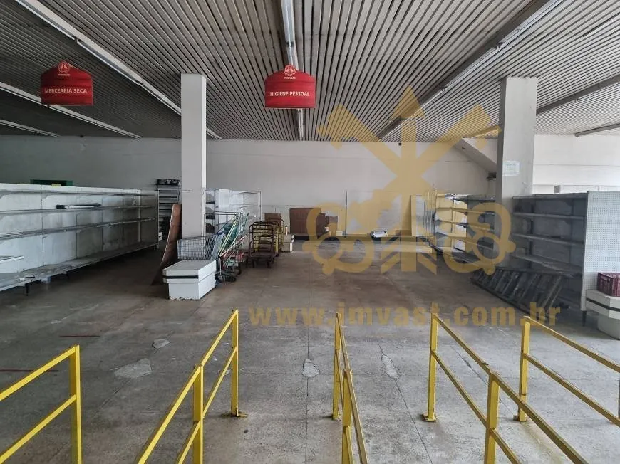 Foto 1 de Galpão/Depósito/Armazém para alugar, 2900m² em Vila Carrão, São Paulo