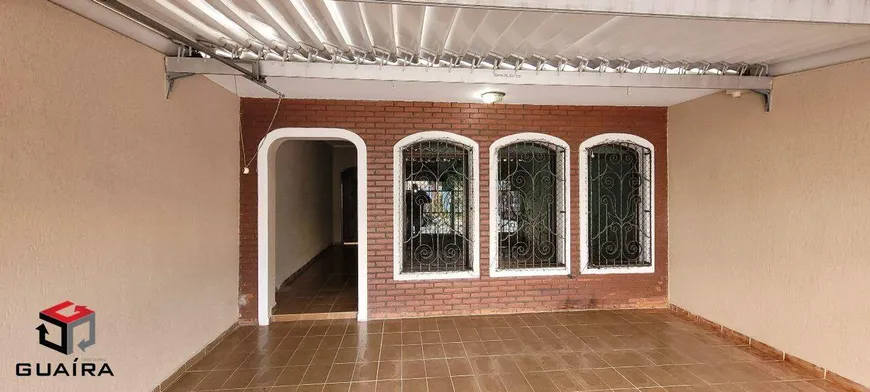 Foto 1 de Sobrado com 3 Quartos para alugar, 221m² em Anchieta, São Bernardo do Campo