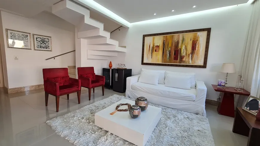 Foto 1 de Casa de Condomínio com 4 Quartos à venda, 165m² em Buraquinho, Lauro de Freitas