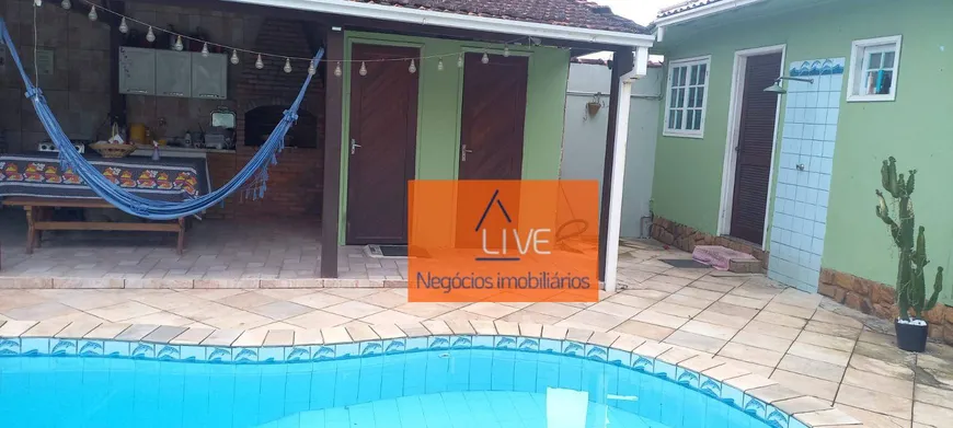 Foto 1 de Casa com 3 Quartos à venda, 360m² em Piratininga, Niterói