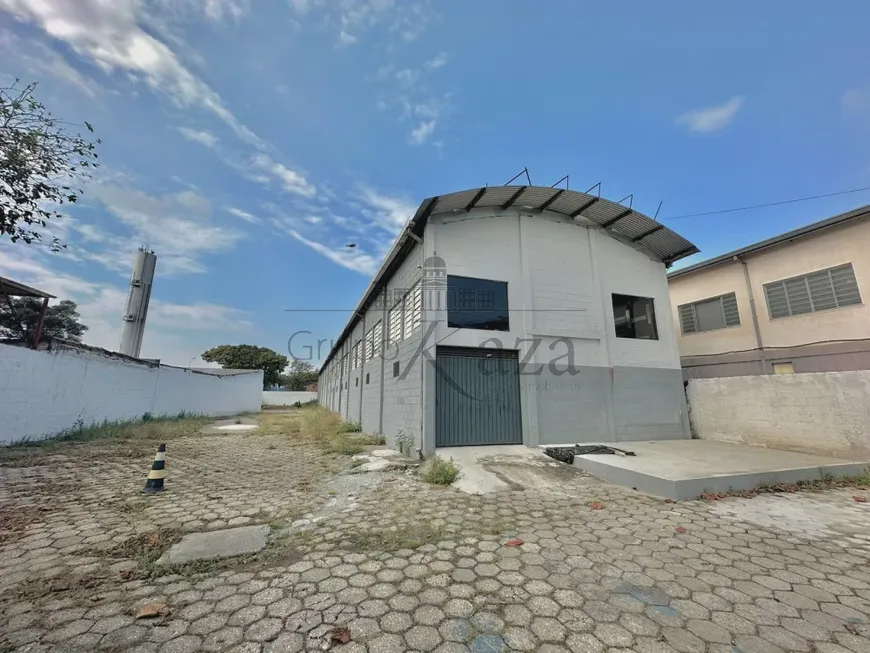 Foto 1 de Galpão/Depósito/Armazém à venda, 600m² em Chacaras Reunidas, São José dos Campos