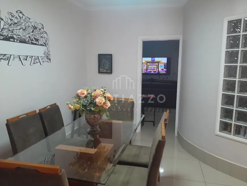 Foto 1 de Casa com 3 Quartos à venda, 239m² em Vila Queiroz, Limeira