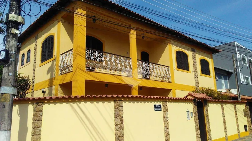 Foto 1 de Casa de Condomínio com 3 Quartos à venda, 270m² em Taquara, Rio de Janeiro