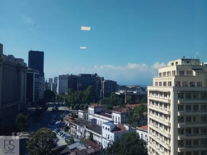 Foto 1 de Sala Comercial para alugar, 33m² em Centro, Rio de Janeiro