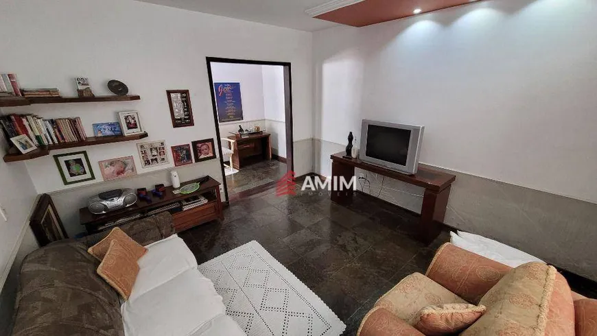 Foto 1 de Casa com 3 Quartos à venda, 180m² em Vila Progresso, Niterói