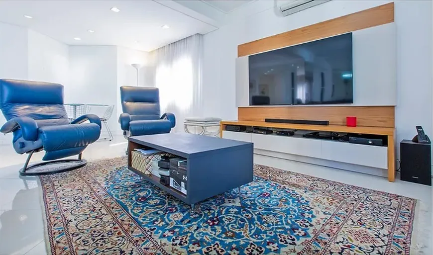Foto 1 de Apartamento com 4 Quartos para venda ou aluguel, 230m² em Chácara Klabin, São Paulo