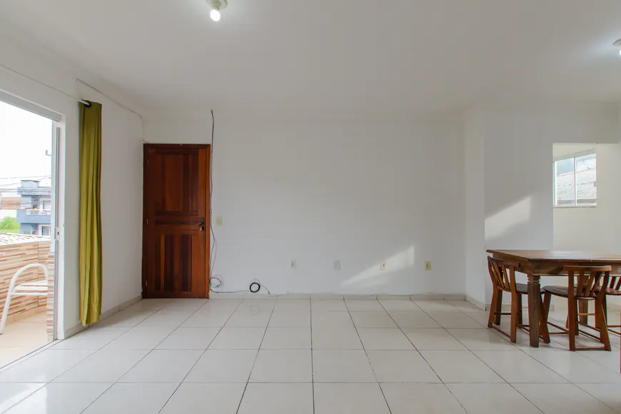 Foto 1 de Apartamento com 2 Quartos para alugar, 60m² em Ingleses do Rio Vermelho, Florianópolis