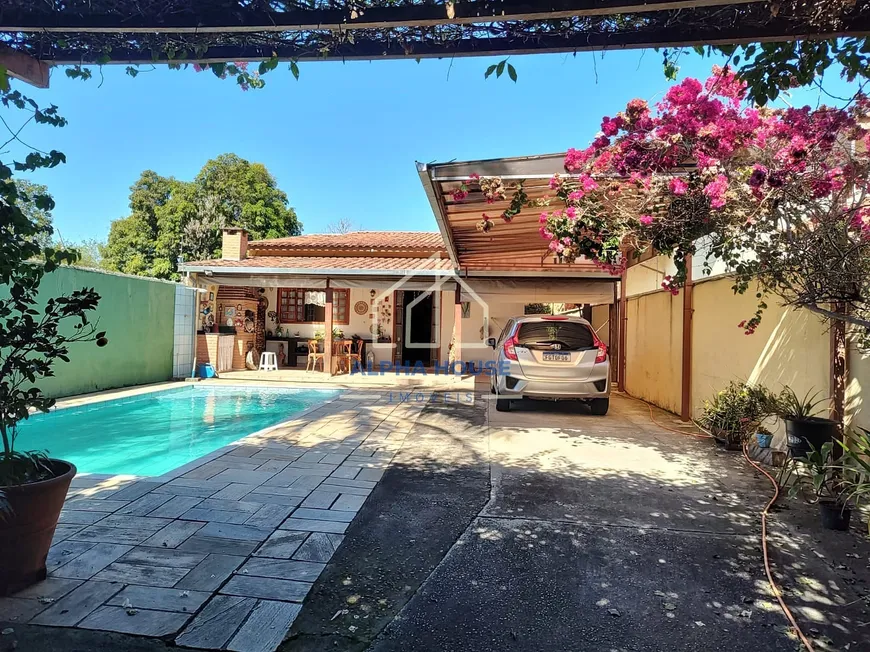 Foto 1 de Casa com 2 Quartos à venda, 165m² em Jardim Santa Cecília, Pindamonhangaba