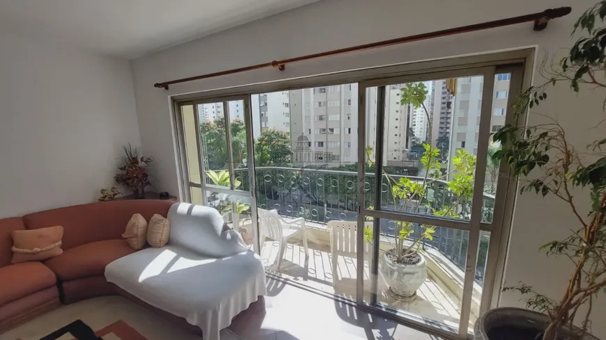 Foto 1 de Apartamento com 4 Quartos à venda, 158m² em Moema, São Paulo