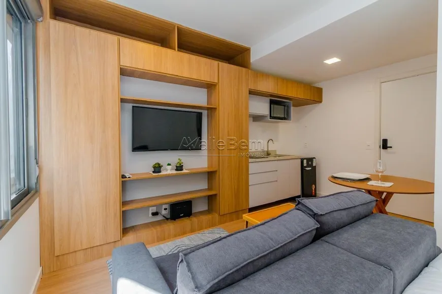 Foto 1 de Apartamento com 1 Quarto para venda ou aluguel, 27m² em Cidade Baixa, Porto Alegre