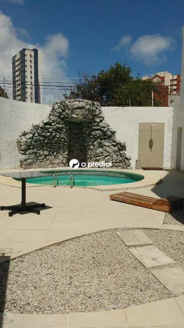 Foto 1 de Casa com 4 Quartos à venda, 158m² em Papicu, Fortaleza