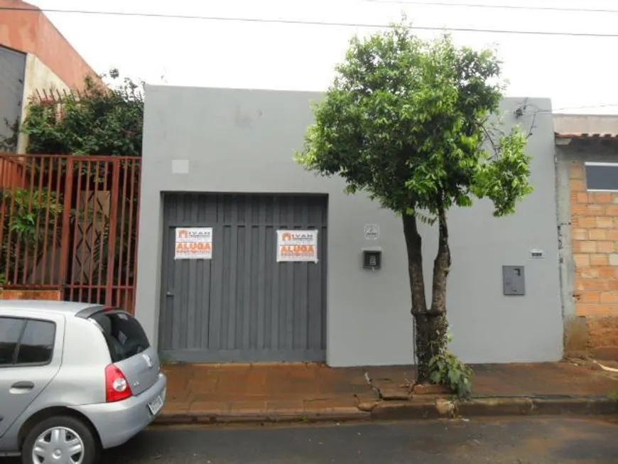 Foto 1 de Casa com 2 Quartos à venda, 128m² em Tubalina, Uberlândia
