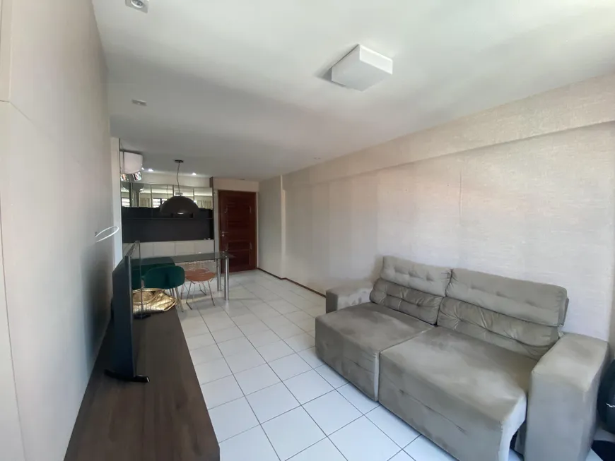 Foto 1 de Apartamento com 1 Quarto à venda, 42m² em Ponta Verde, Maceió