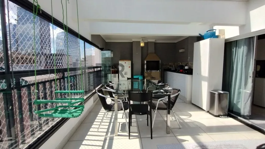 Foto 1 de Cobertura com 3 Quartos à venda, 140m² em Vila Olímpia, São Paulo