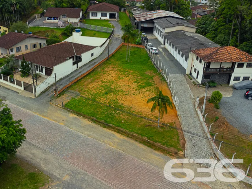 Foto 1 de Lote/Terreno à venda, 460m² em Santa Catarina, Joinville