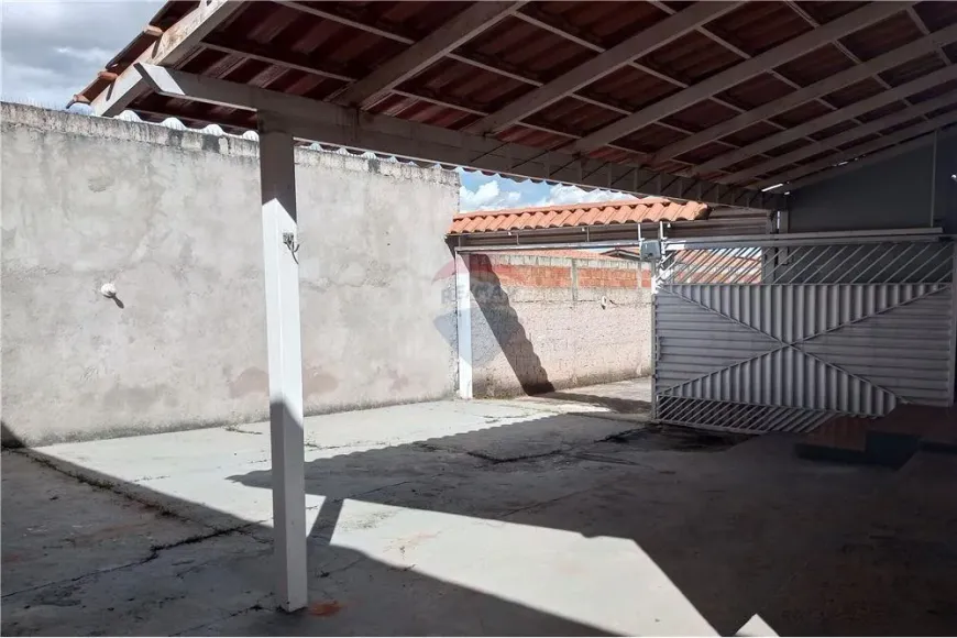 Foto 1 de Casa com 3 Quartos à venda, 80m² em Parque da Barragem Setor 11, Águas Lindas de Goiás