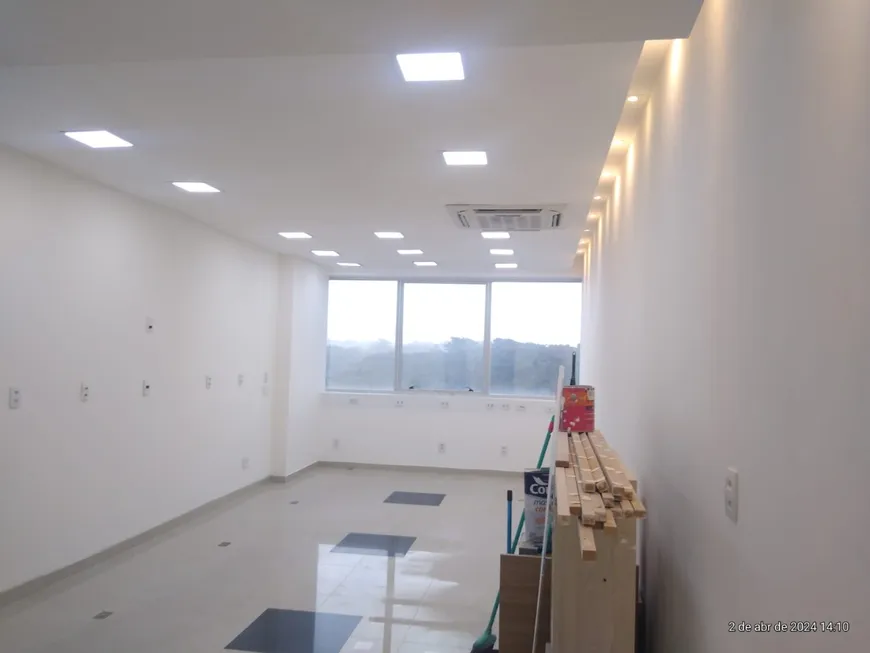 Foto 1 de Sala Comercial para alugar, 36m² em Caminho Das Árvores, Salvador