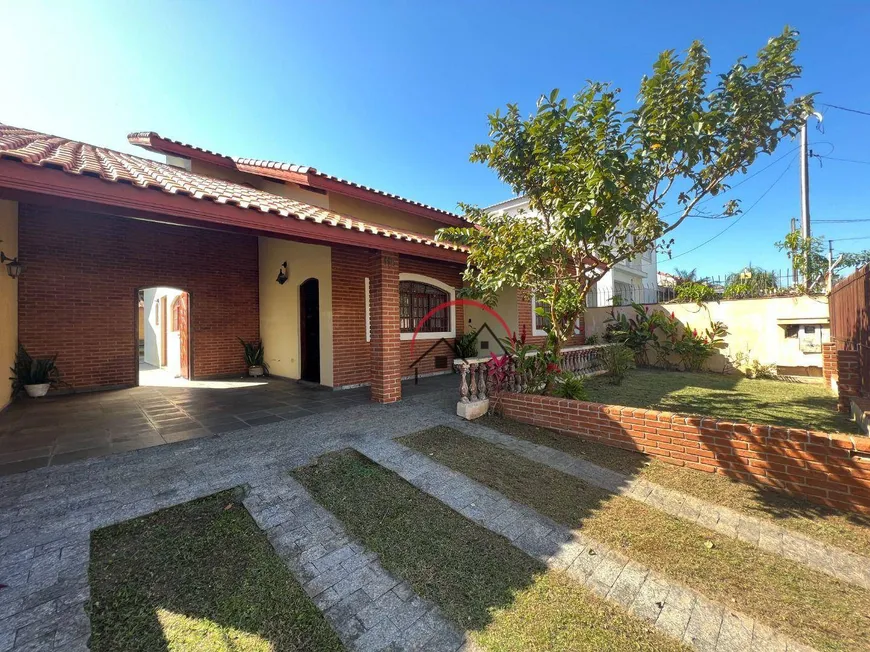 Foto 1 de Casa com 3 Quartos à venda, 190m² em Nova Peruíbe, Peruíbe