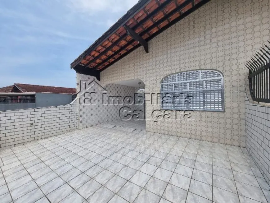 Foto 1 de Casa com 2 Quartos à venda, 128m² em Jardim Imperador, Praia Grande