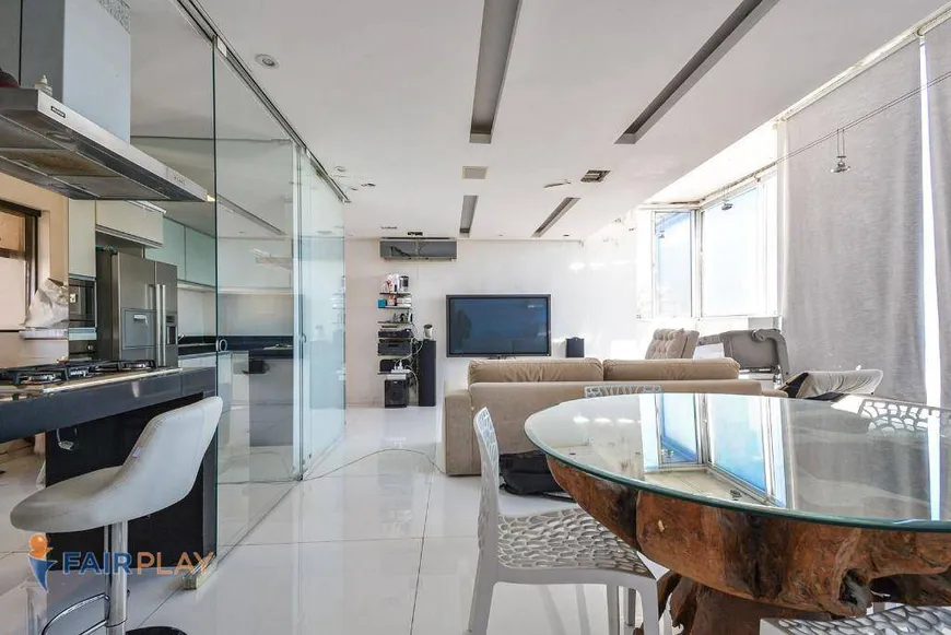 Foto 1 de Apartamento com 1 Quarto à venda, 73m² em Moema, São Paulo