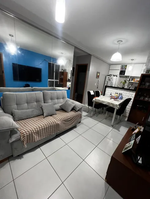 Foto 1 de Apartamento com 2 Quartos à venda, 41m² em Coacu, Eusébio