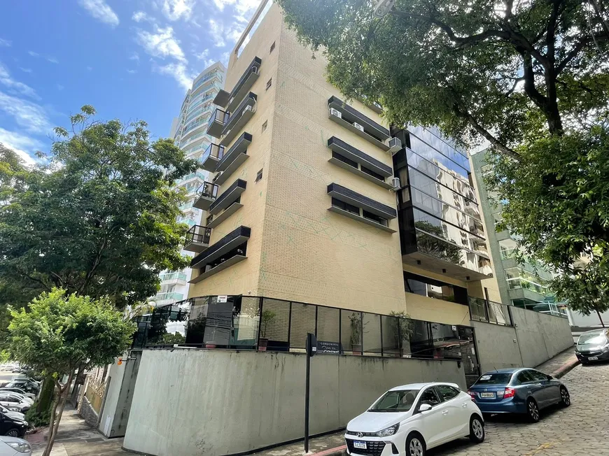 Foto 1 de Apartamento com 4 Quartos à venda, 200m² em Santa Luíza, Vitória