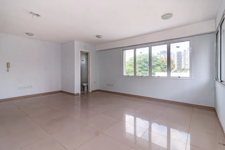 Foto 1 de Sala Comercial com 1 Quarto à venda, 35m² em São João, Porto Alegre