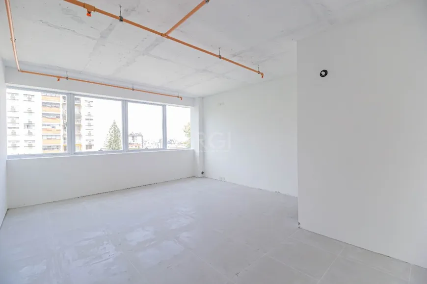 Foto 1 de Sala Comercial para venda ou aluguel, 40m² em Mont' Serrat, Porto Alegre