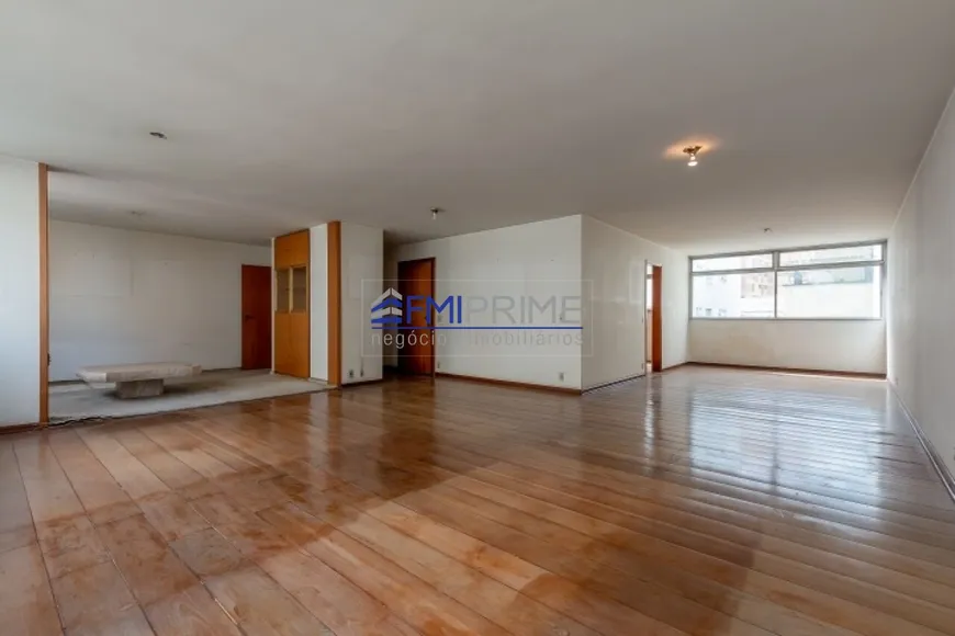Foto 1 de Apartamento com 3 Quartos à venda, 236m² em Santa Cecília, São Paulo
