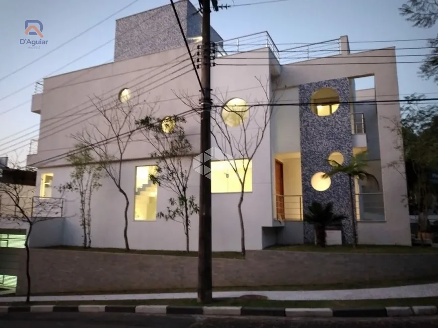 Foto 1 de Casa com 5 Quartos à venda, 267m² em Tucuruvi, São Paulo