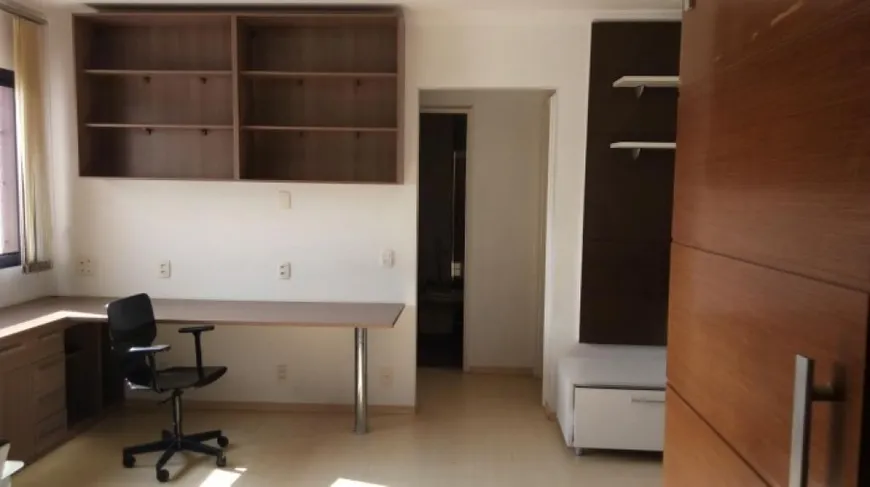 Foto 1 de Flat com 2 Quartos à venda, 73m² em Moema, São Paulo