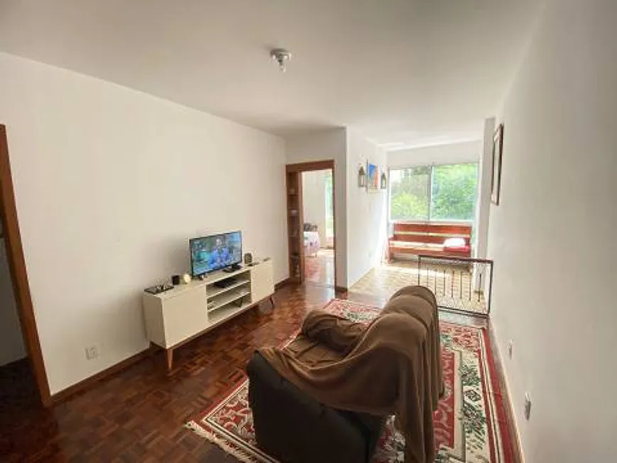 Foto 1 de Apartamento com 3 Quartos à venda, 120m² em Leme, Rio de Janeiro