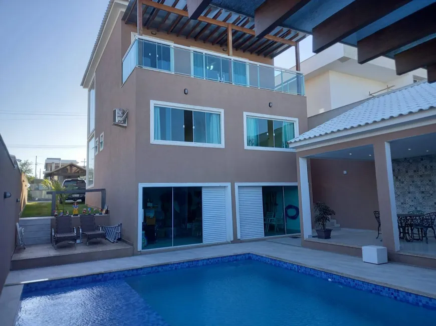 Foto 1 de Casa de Condomínio com 4 Quartos à venda, 485m² em Nova Sao Pedro , São Pedro da Aldeia