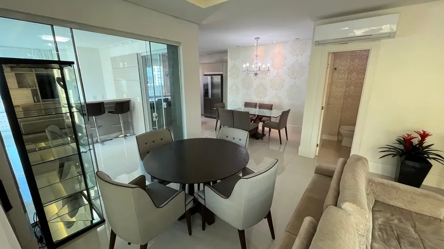 Foto 1 de Apartamento com 4 Quartos à venda, 163m² em Meia Praia, Itapema