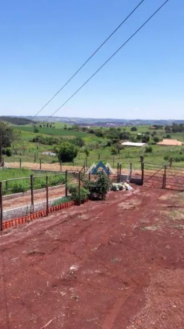 Foto 1 de Fazenda/Sítio com 2 Quartos à venda, 170m² em Zona Rural, Jataizinho