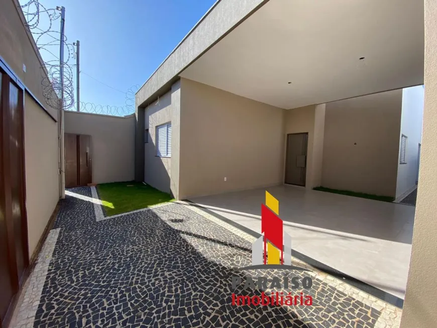 Foto 1 de Casa com 3 Quartos à venda, 250m² em Alto Umuarama, Uberlândia