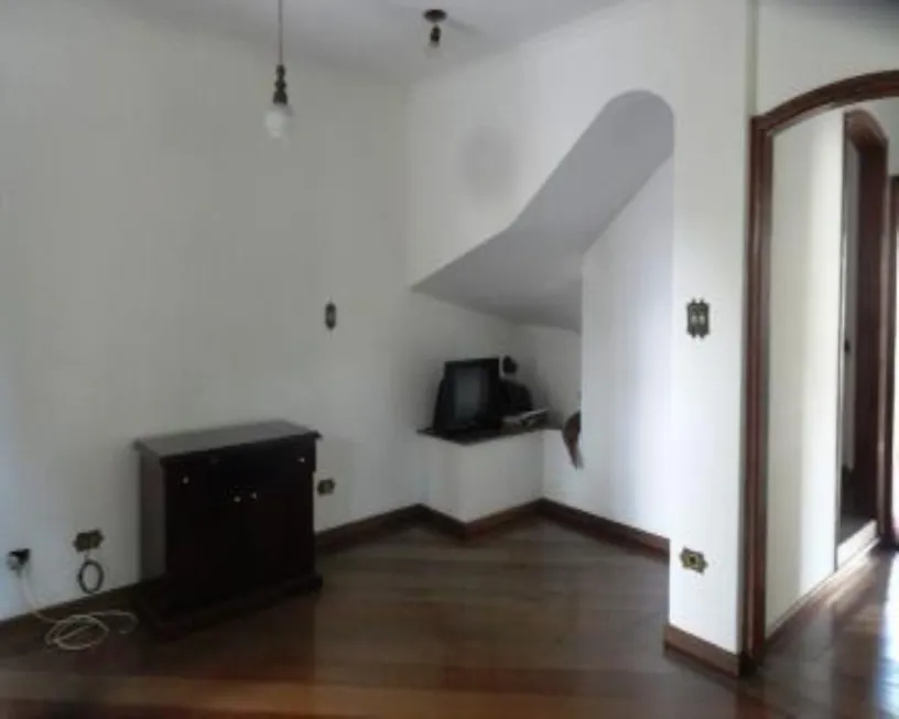 Foto 1 de Sobrado com 4 Quartos para venda ou aluguel, 132m² em Moinho Velho, São Paulo
