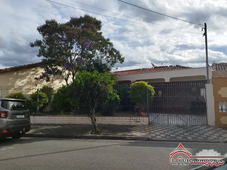 Foto 1 de Casa com 3 Quartos para alugar, 241m² em Jardim Paraíba, Jacareí