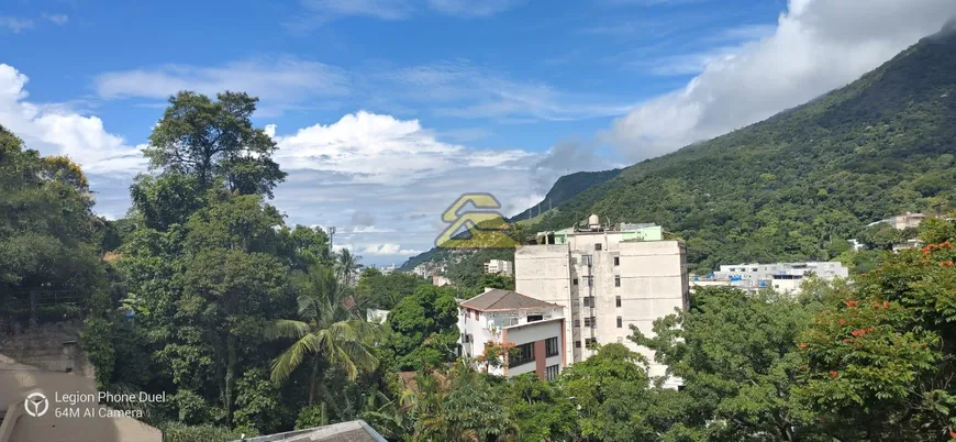 Foto 1 de Casa com 4 Quartos à venda, 205m² em Alto da Boa Vista, Rio de Janeiro