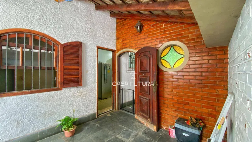 Foto 1 de Casa com 4 Quartos à venda, 114m² em Barreira Cravo, Volta Redonda