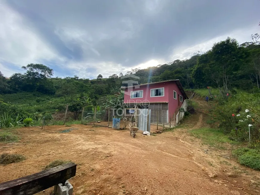 Foto 1 de Fazenda/Sítio com 2 Quartos à venda, 120m² em Buenos Aires, Guarapari